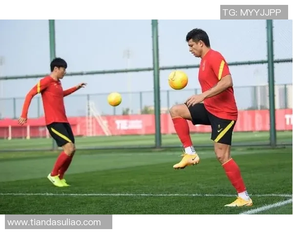 全网模仿足球明星现象分析及其对青少年影响探讨